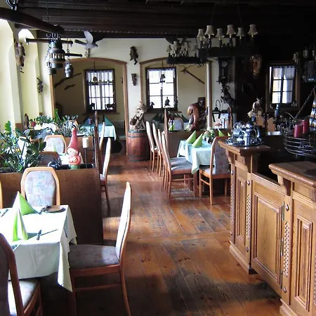 Otel Zum Schwarzen Baer