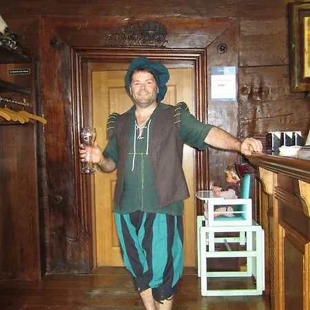 Zum Schwarzen Baer 3*