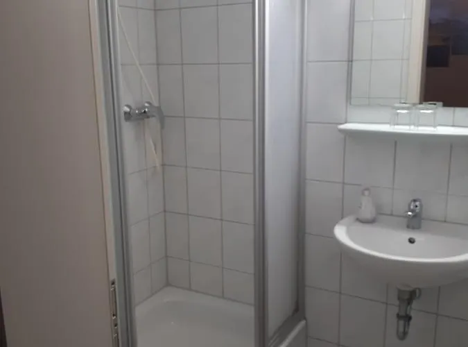 Hotel Zum Schwarzen Baer Hermsdorf (Thuringia)