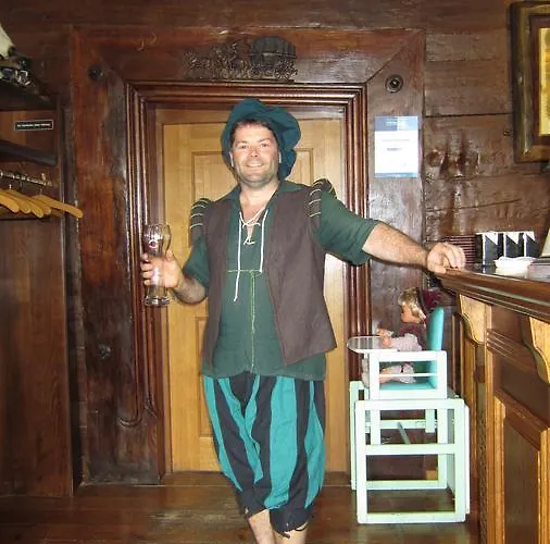 Zum Schwarzen Baer 3*