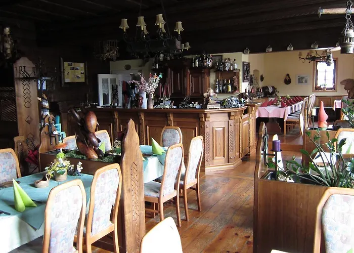 Otel Zum Schwarzen Baer 3*